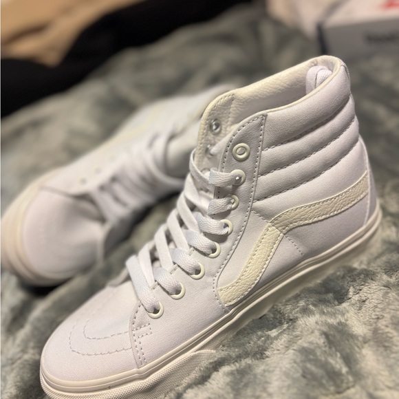 White high top vans - Picture 3 of 4